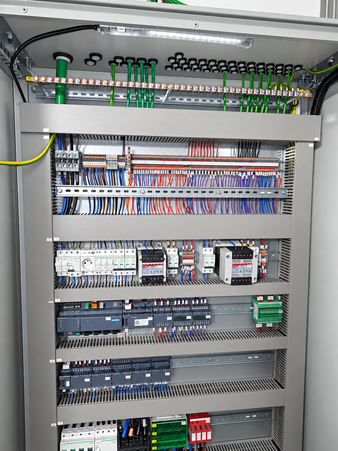 Tableau électrique câblé et raccordé par CKR TECH