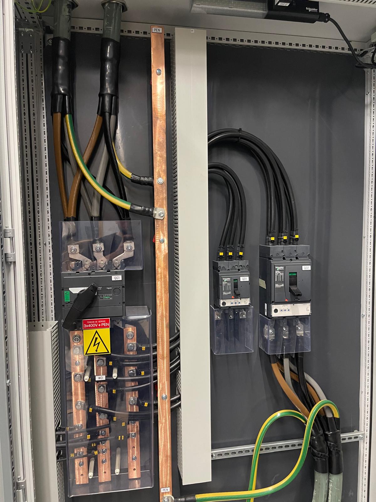 Tableau général basse tension câblé par CKR TECH