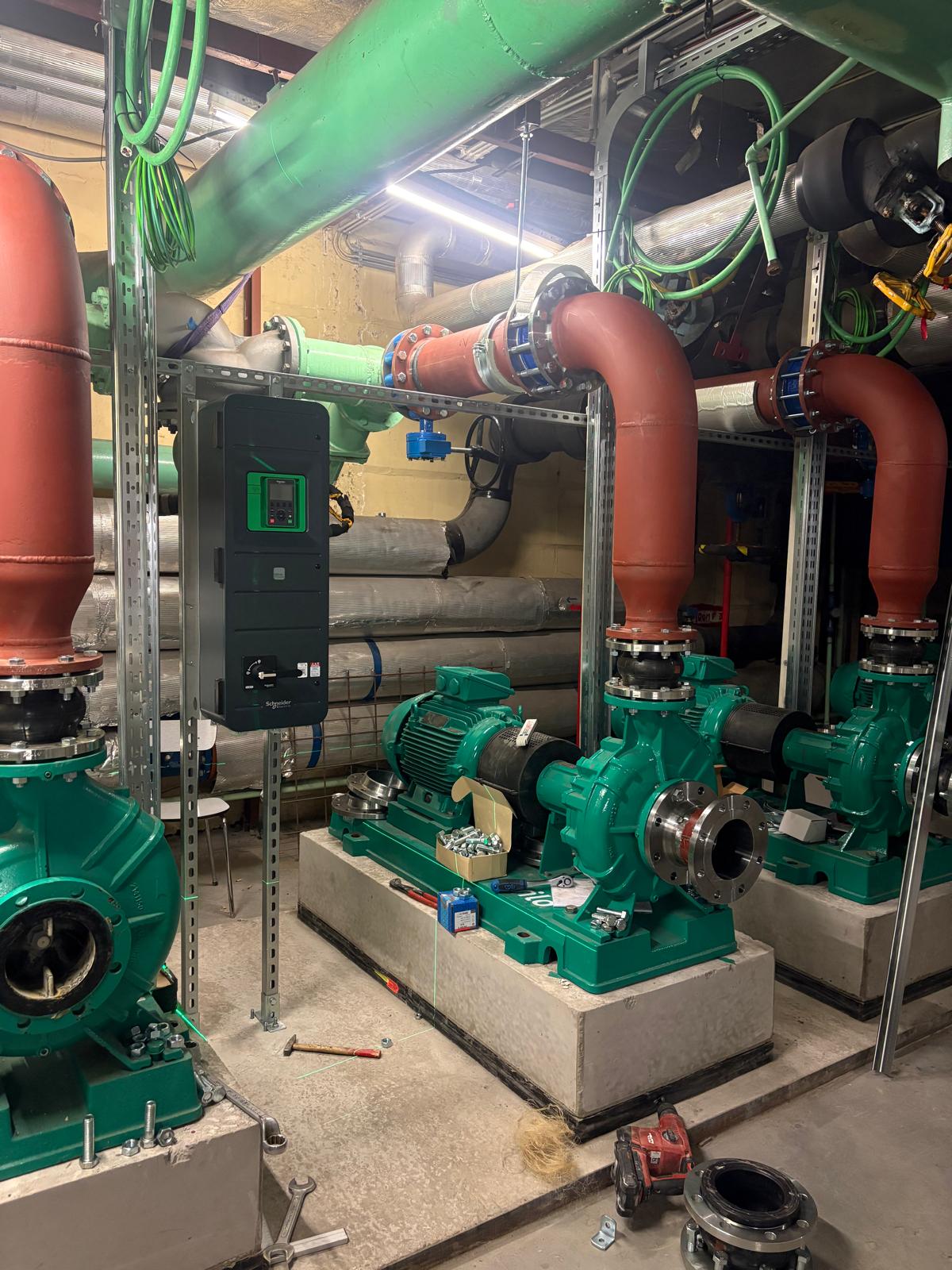Salle des machines — installation de pompage